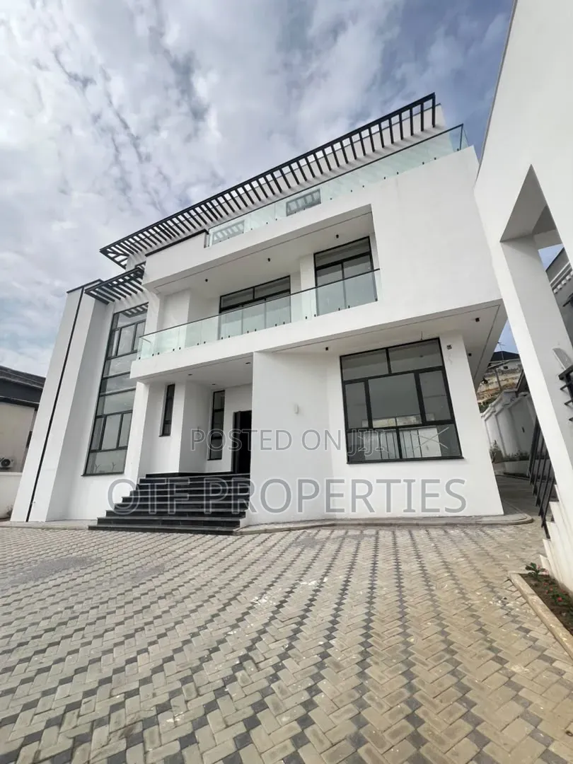 7bdrm Duplex in Guzape for sale in Guzape District