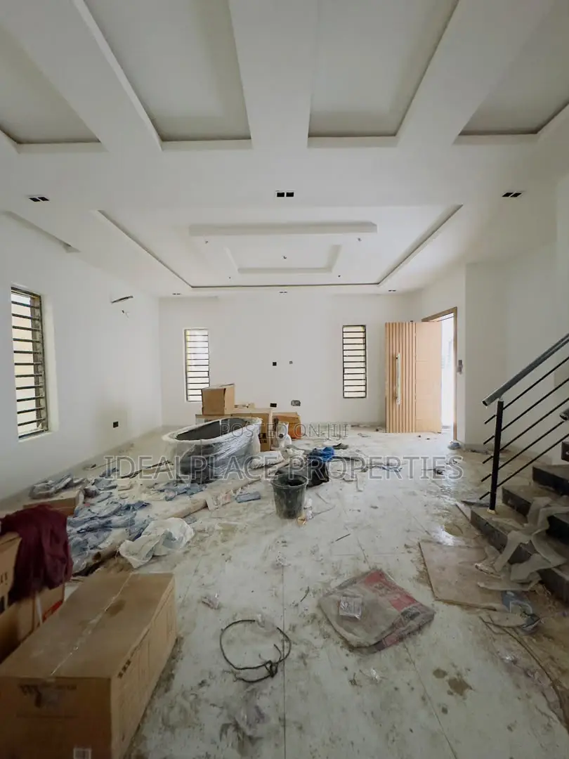 4bdrm Duplex in Gbagada for sale in Gbagada