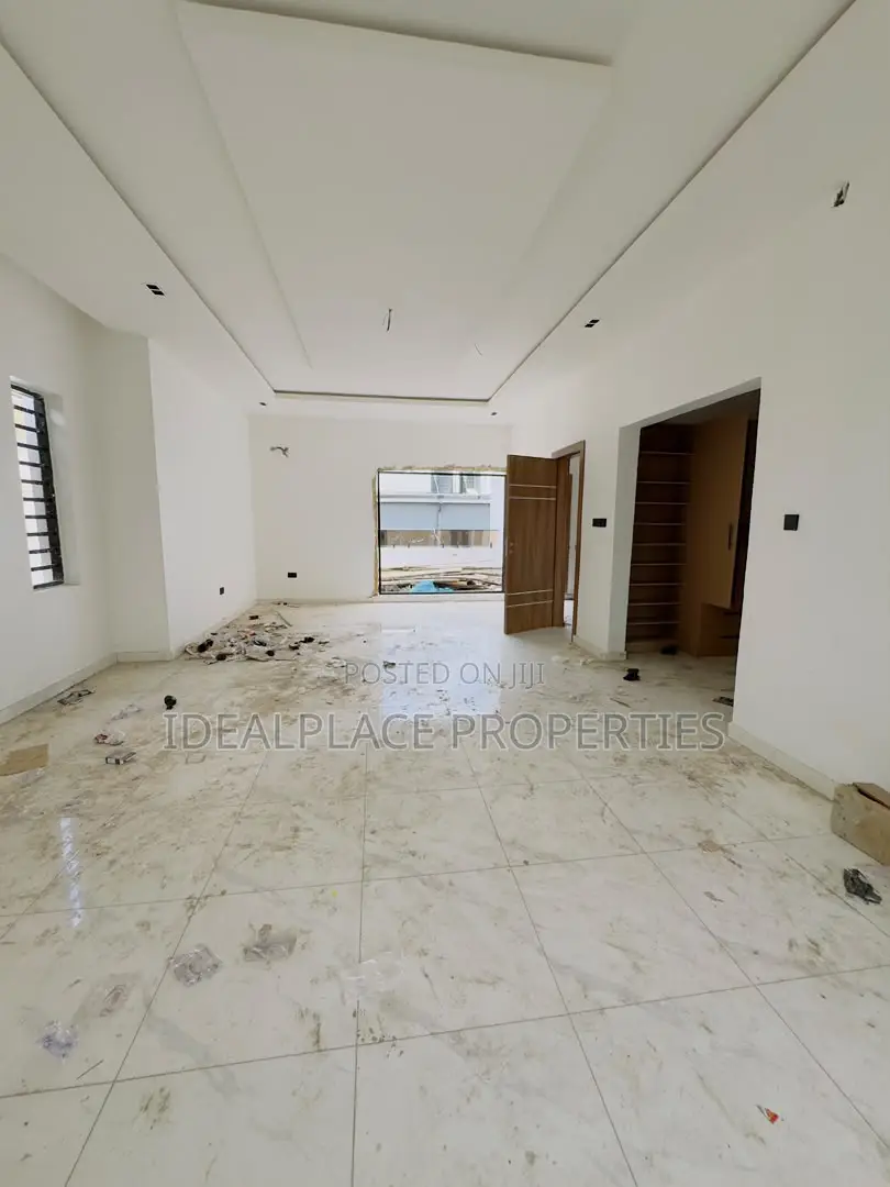 4bdrm Duplex in Gbagada for sale in Gbagada