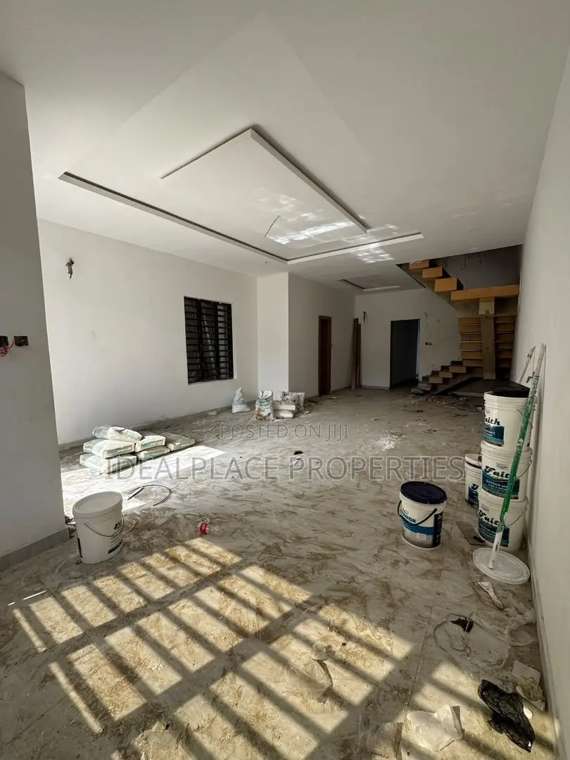 4bdrm Townhouse/Terrace in Gbagada for sale in Gbagada