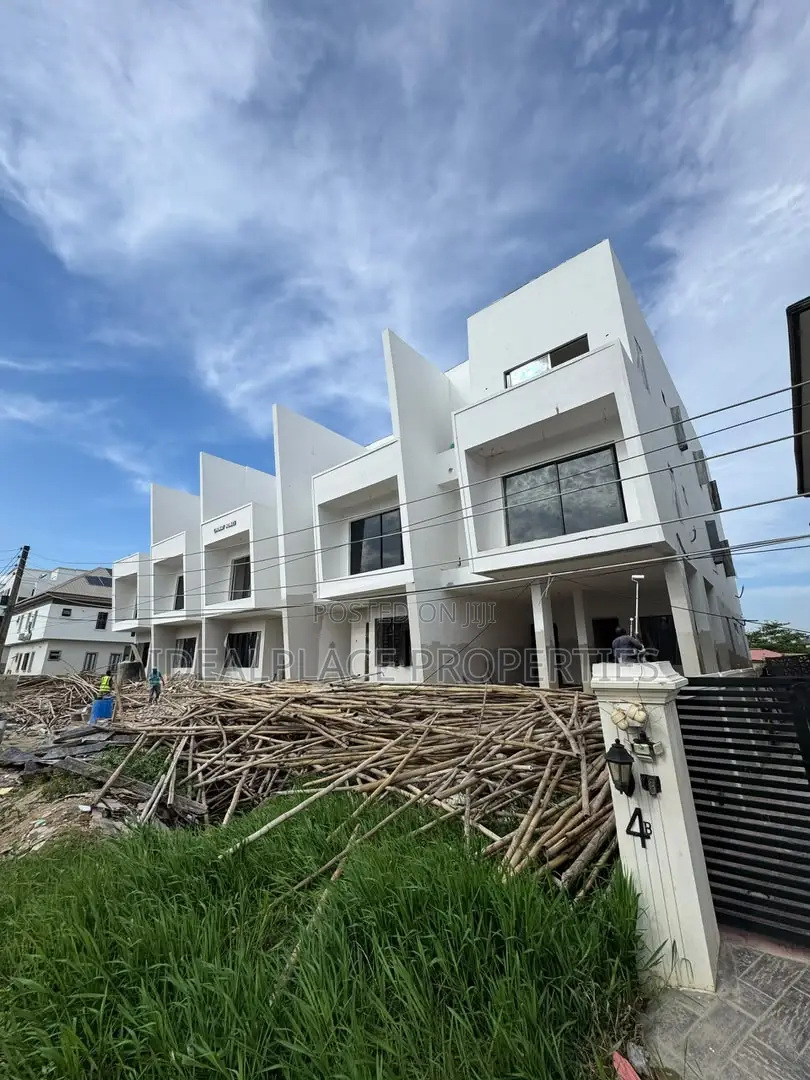 4bdrm Townhouse/Terrace in Gbagada for sale in Gbagada