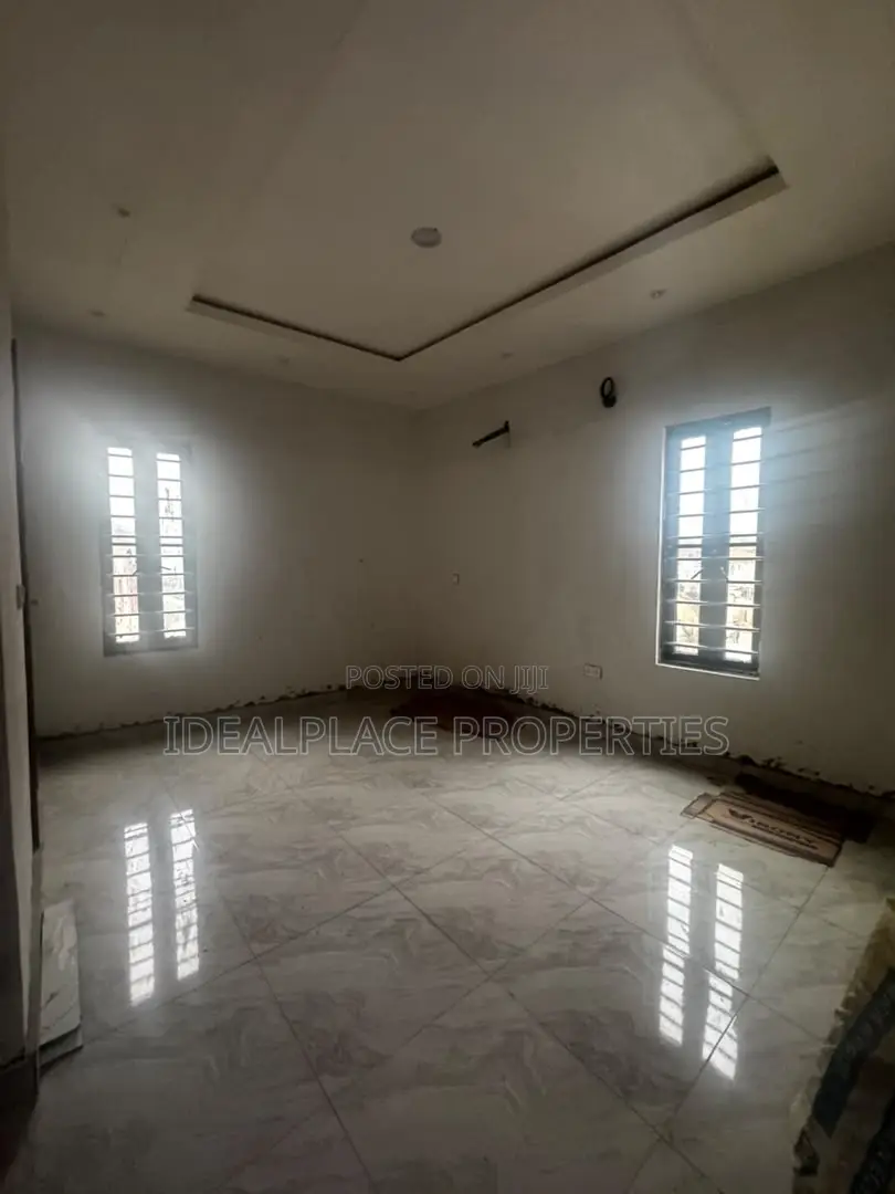 3bdrm Apartment in Gbagada for sale in Gbagada