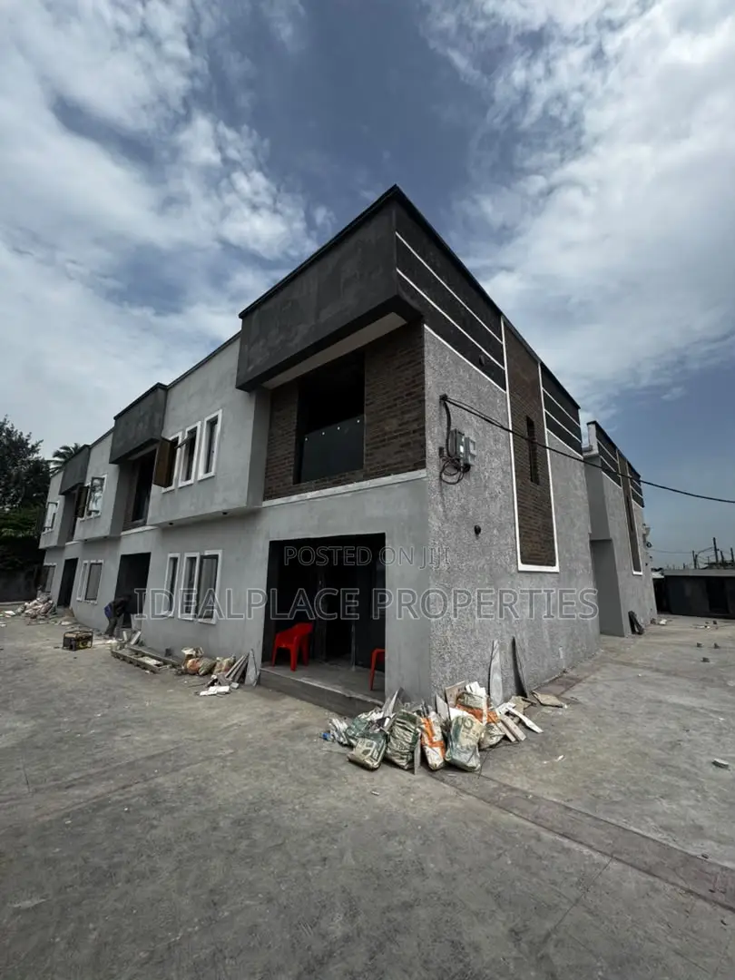 4bdrm Townhouse/Terrace in Gbagada for sale in Gbagada