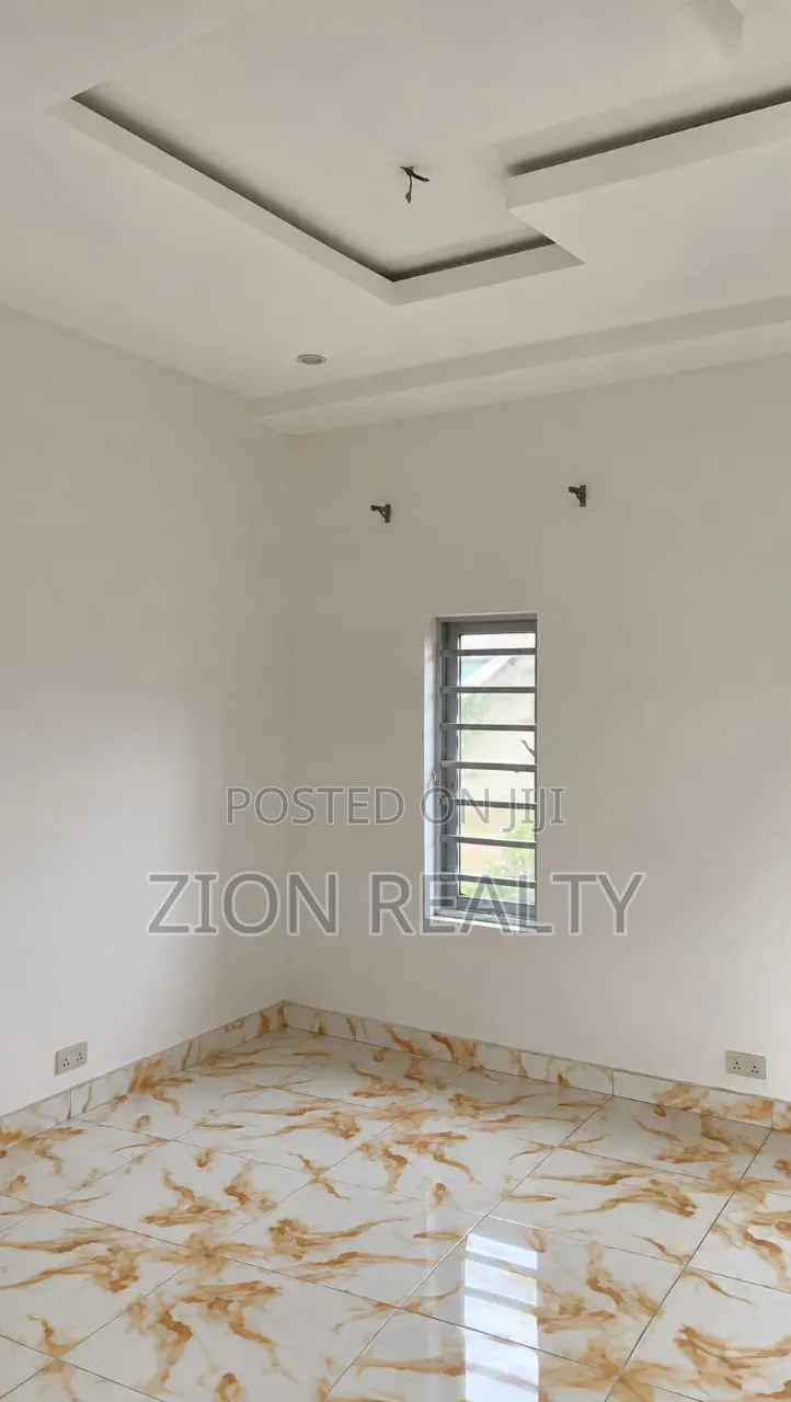 2bdrm Apartment in Ogunfayo, Awoyaya for rent in Awoyaya