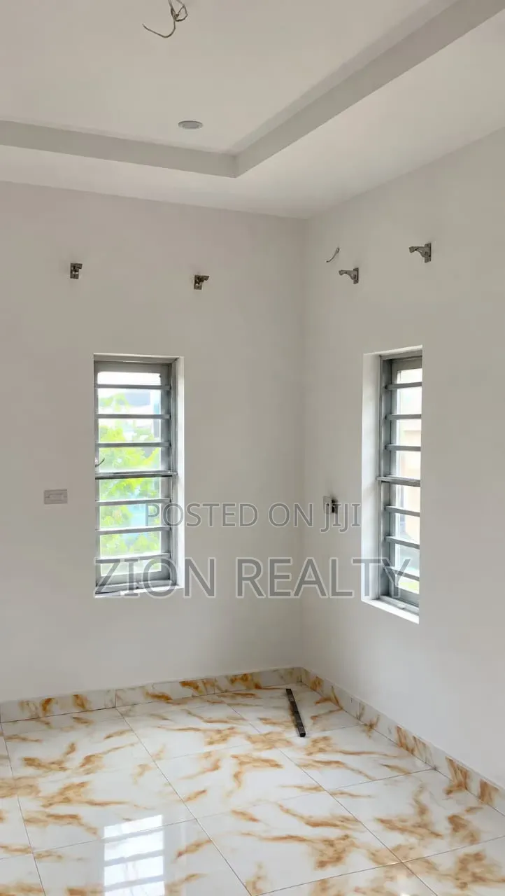2bdrm Apartment in Ogunfayo, Awoyaya for rent in Awoyaya