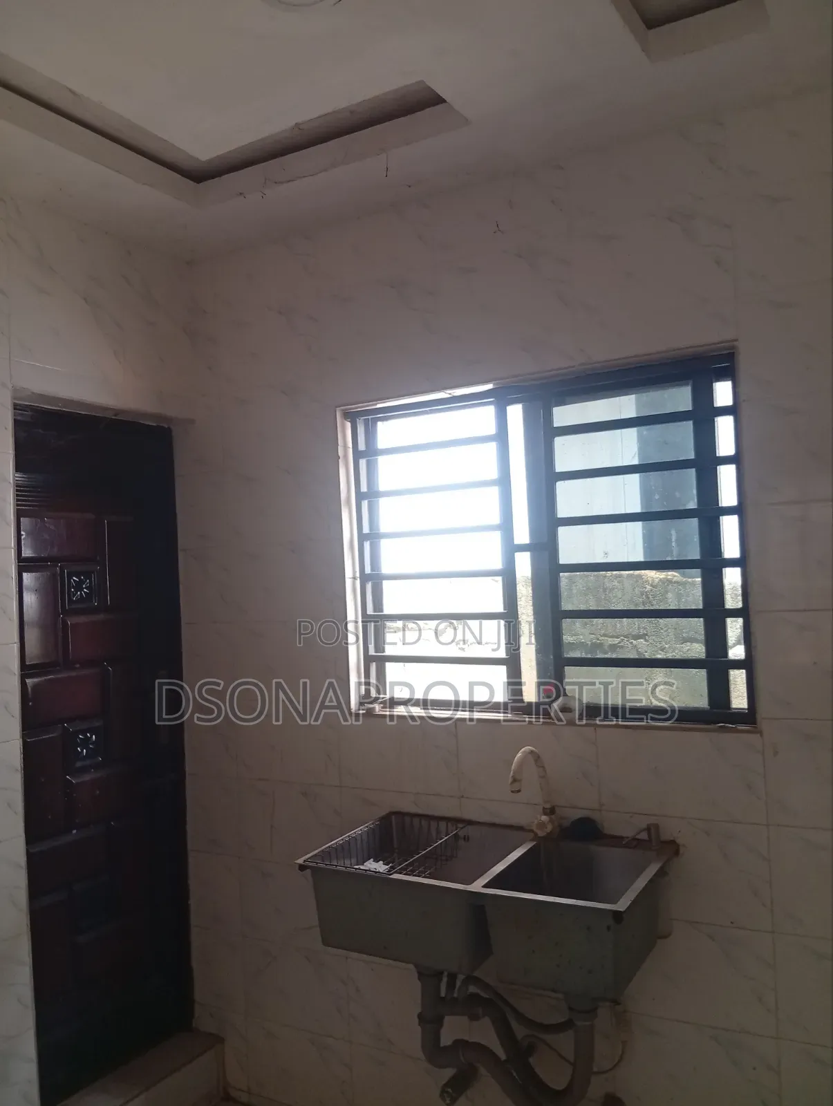 3bdrm Apartment in River Valley Estate, Akute Ajuwon for rent in Akute Ajuwon
