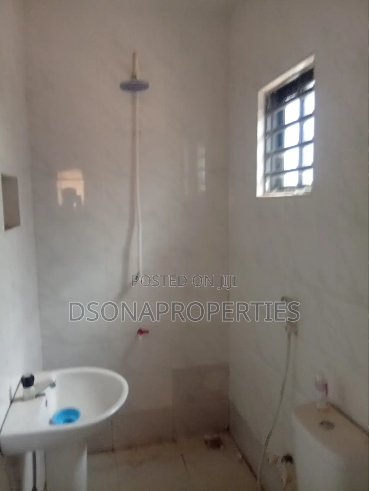 3bdrm Apartment in River Valley Estate, Akute Ajuwon for rent in Akute Ajuwon
