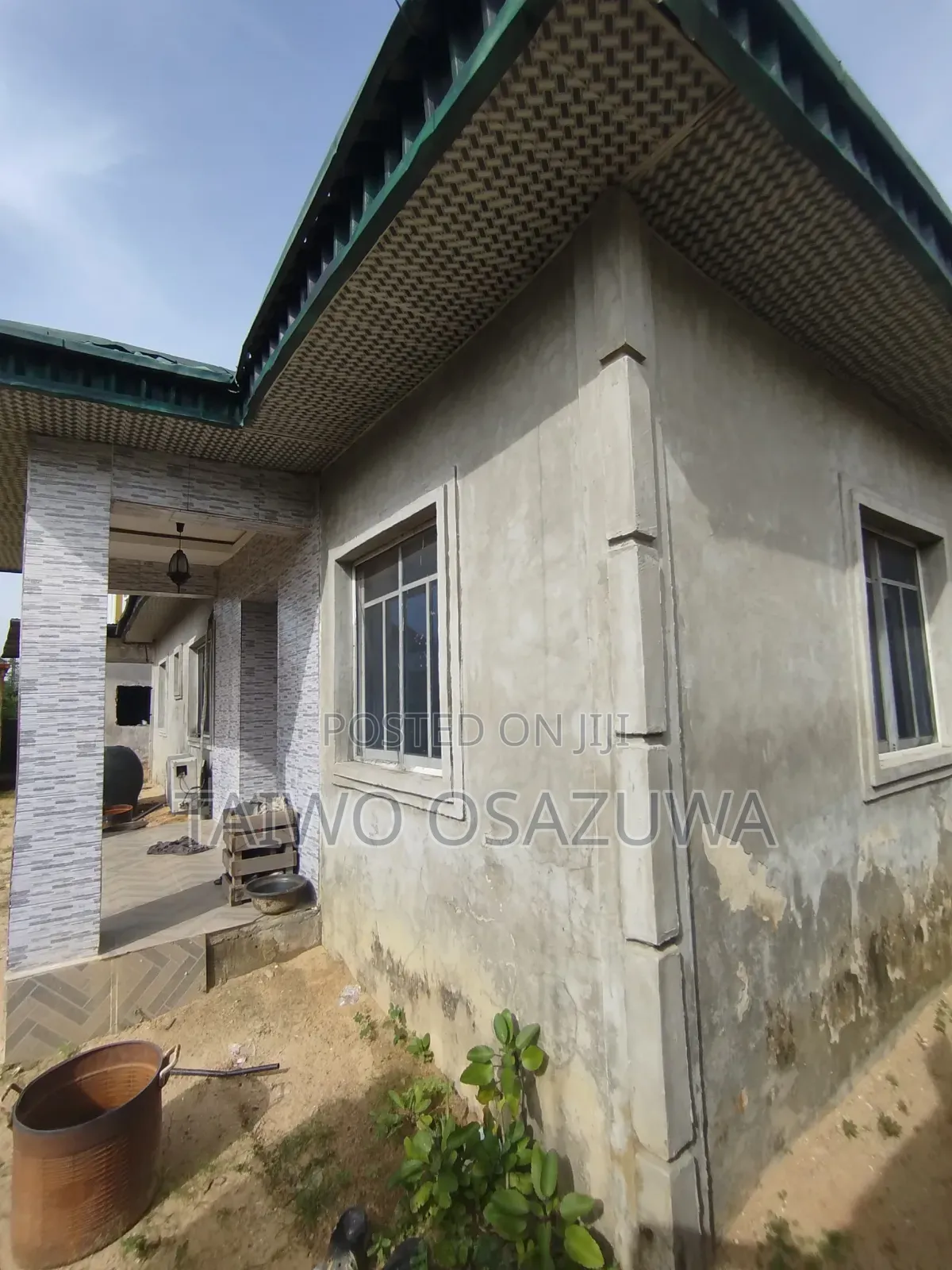 3bdrm Bungalow in Badore Road for sale in Ado / Ajah