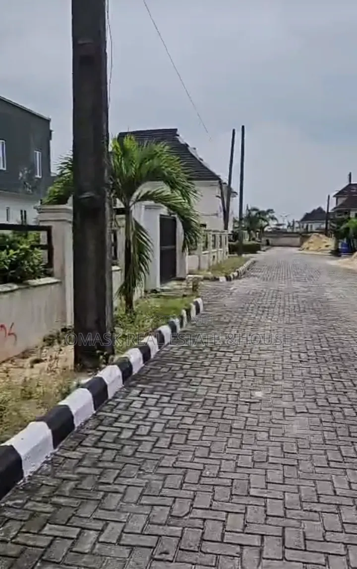 6bdrm Duplex in Sangotedo for sale in Sangotedo