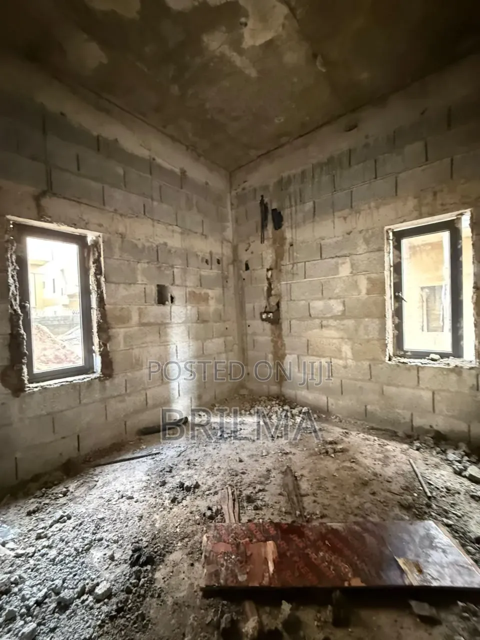 4bdrm Duplex in Life Camp for sale in Life Camp