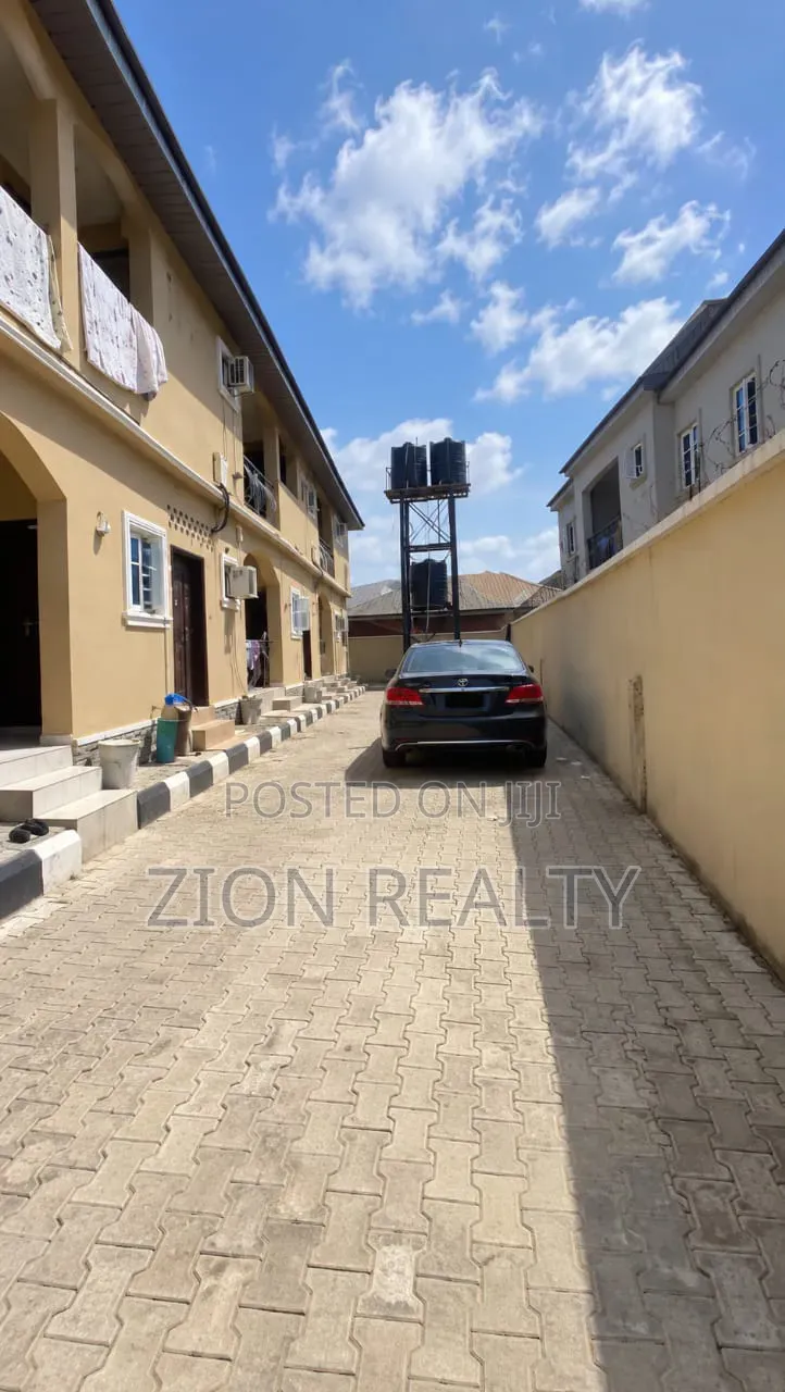 1bdrm Bedsitter in Eputu London, Awoyaya for rent in Awoyaya