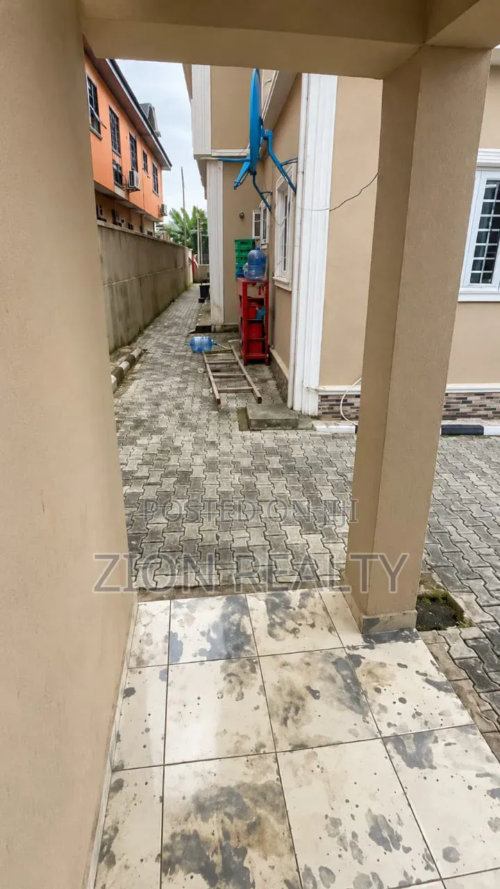 1bdrm Bedsitter in Eputu London, Awoyaya for rent in Awoyaya