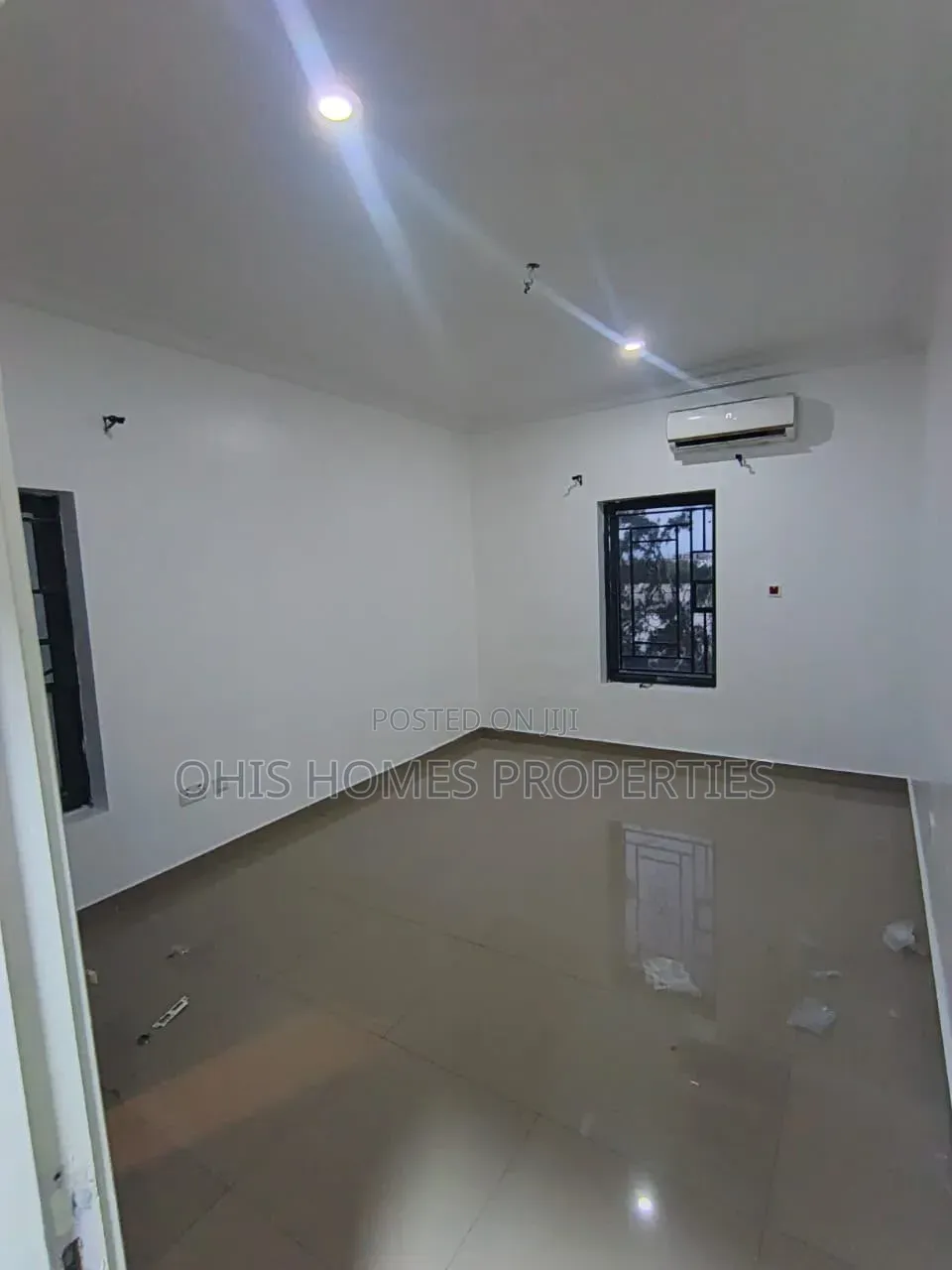 1bdrm Apartment in Megamound, Ikota for sale in Ikota