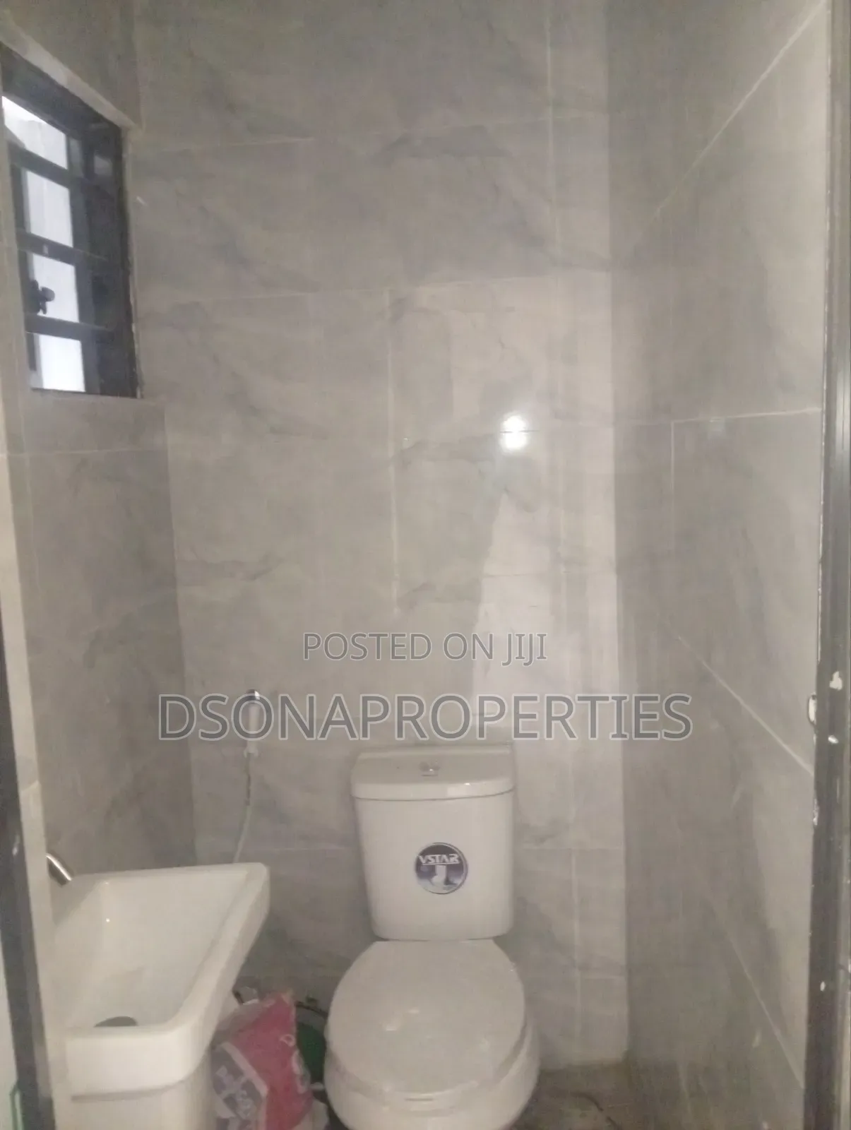 2bdrm Apartment in Folarin Gbadebo, New Oko Oba for rent in New Oko Oba