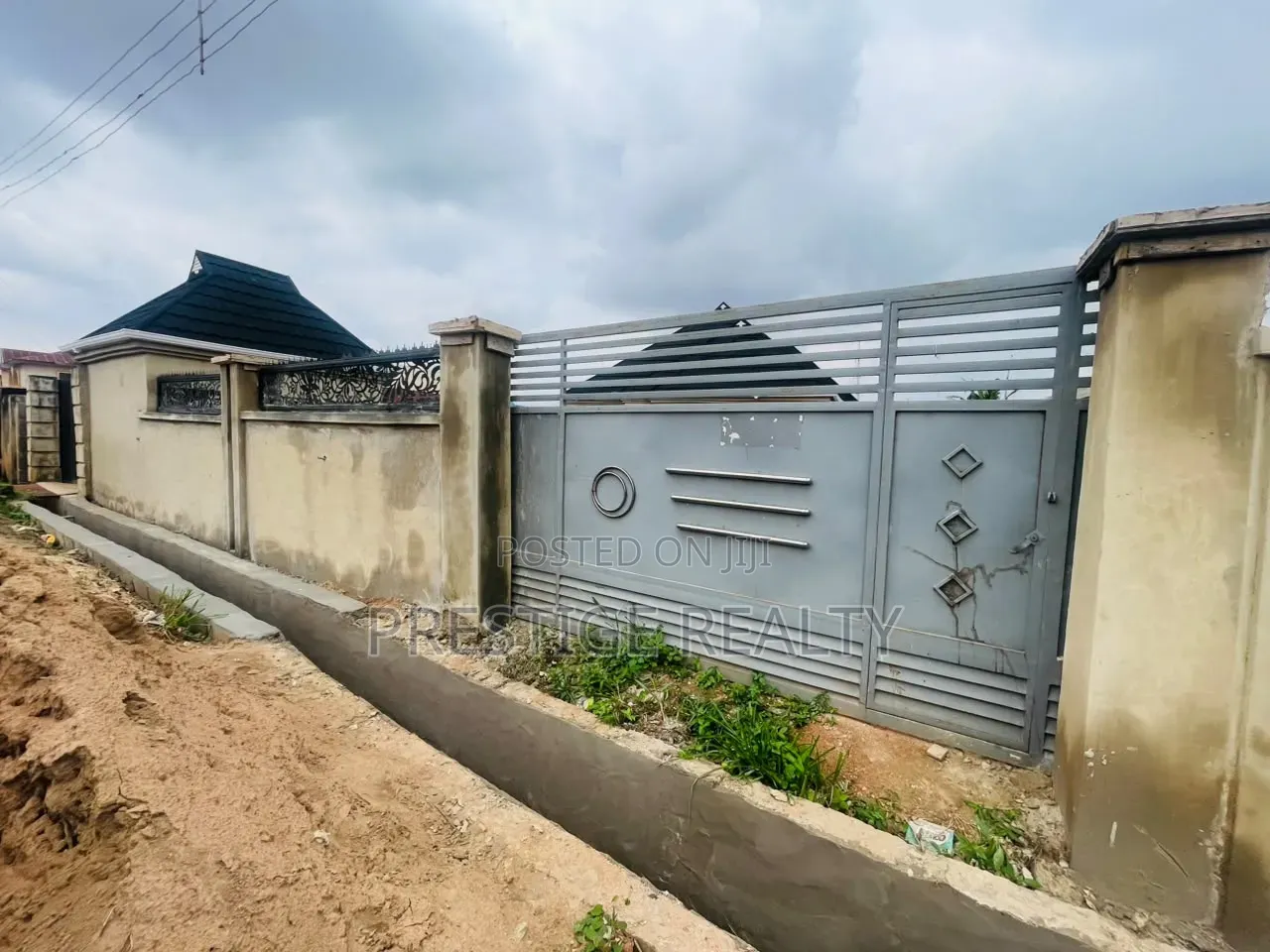 5bdrm Bungalow in Bodija for sale in Bodija