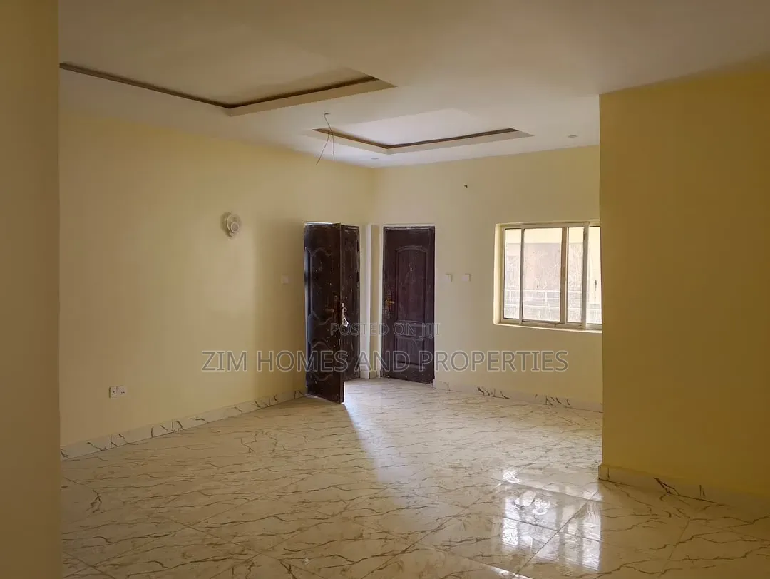 3bdrm Duplex in Zim Homes And, Idu Industrial for sale in Idu Industrial