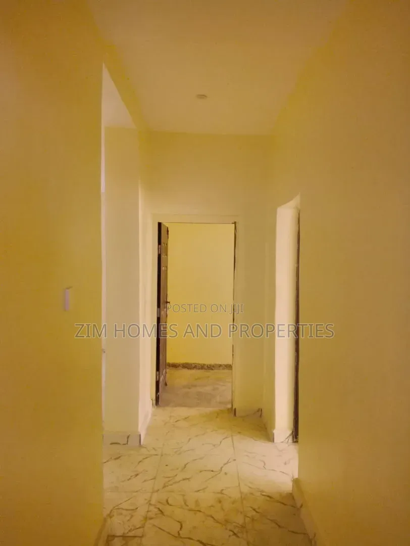 3bdrm Duplex in Zim Homes And, Idu Industrial for sale in Idu Industrial