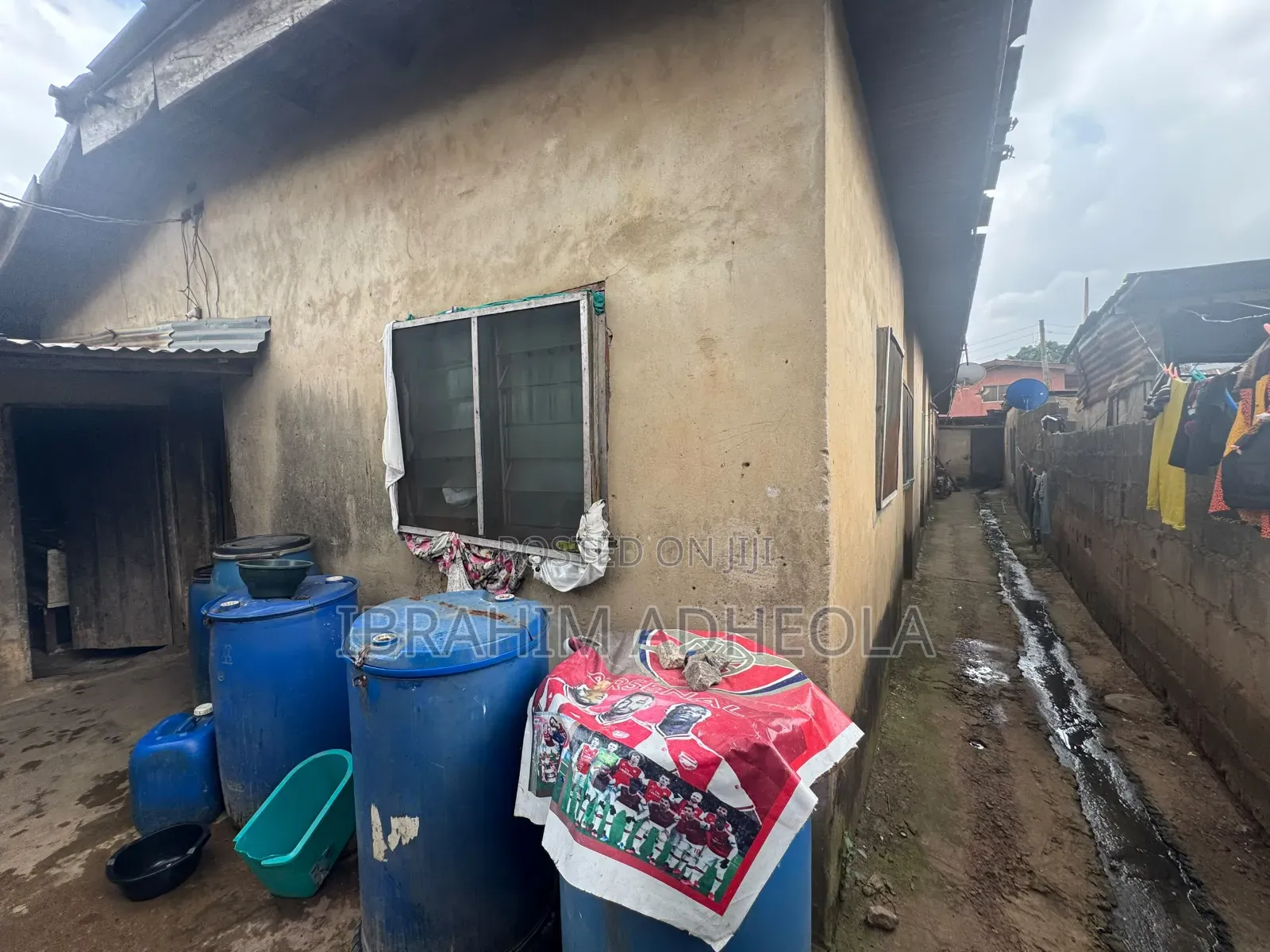Land Measuring 500sqm With a Demolishable Bungalow on It, in a Lovely in Fagba