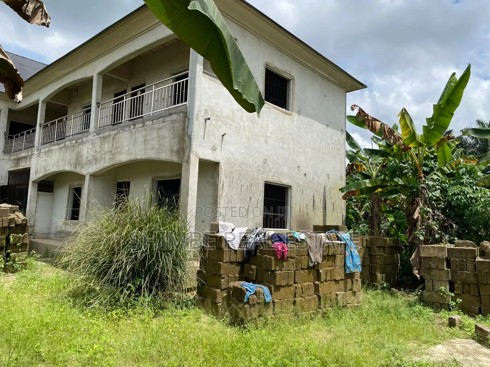 10bdrm Block of Flats in Stadium 🛣️, Uyo for sale in Uyo