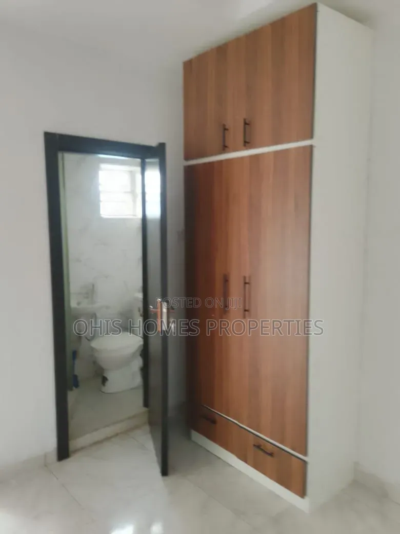 4bdrm Duplex in Lekki County, Ikota for rent in Ikota