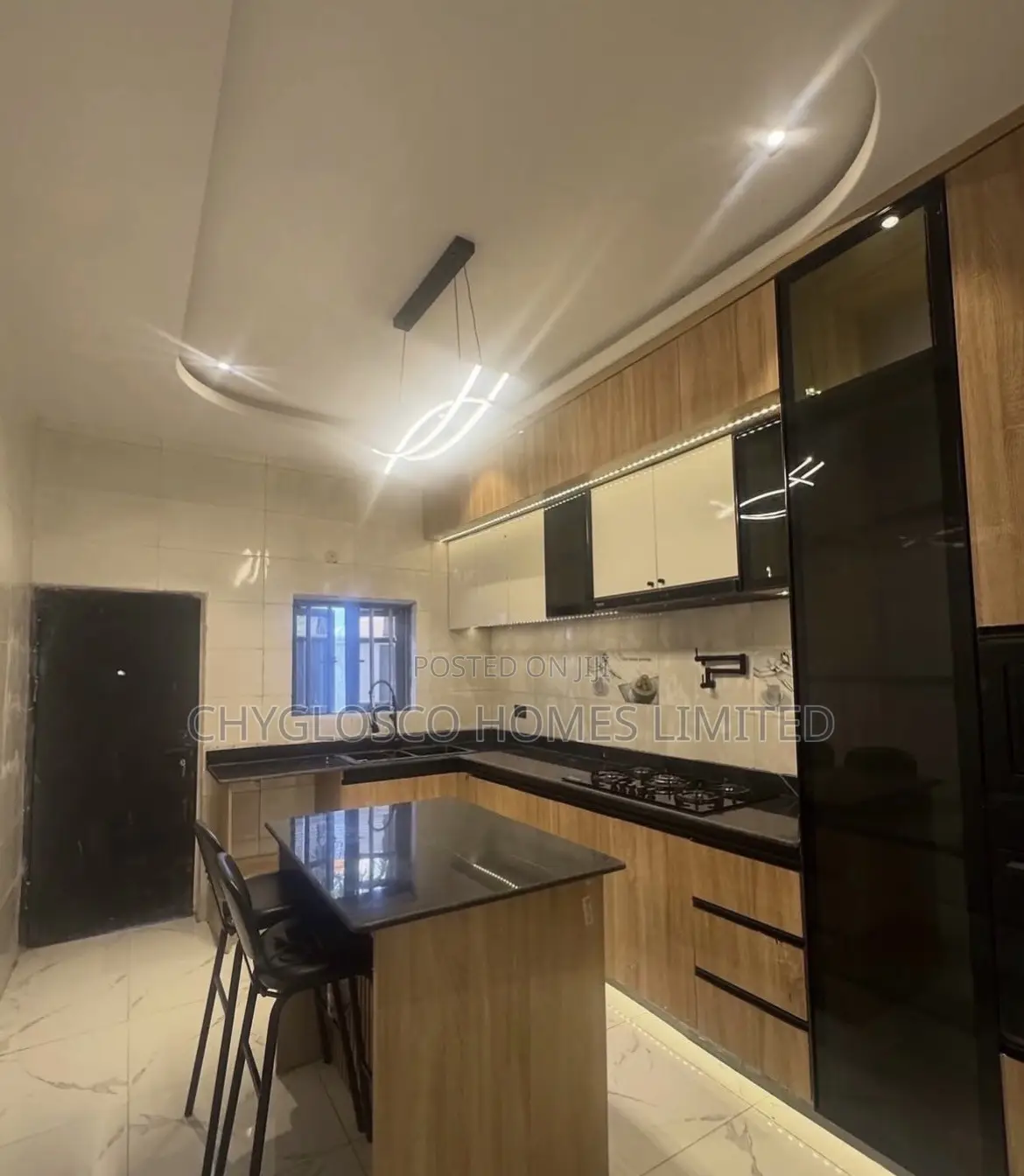 4bdrm Duplex in Dana Estate, Ruuodomaya for sale in Ruuodomaya