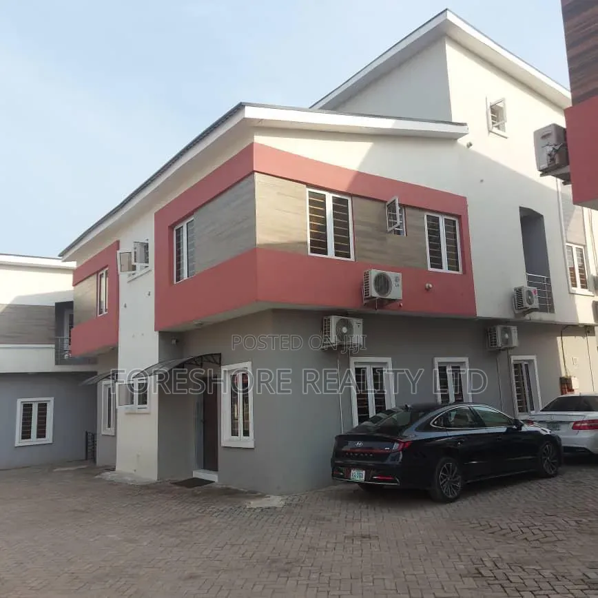 Furnished 4bdrm Duplex in Ajao Estate, Anthony Village for rent in Anthony Village