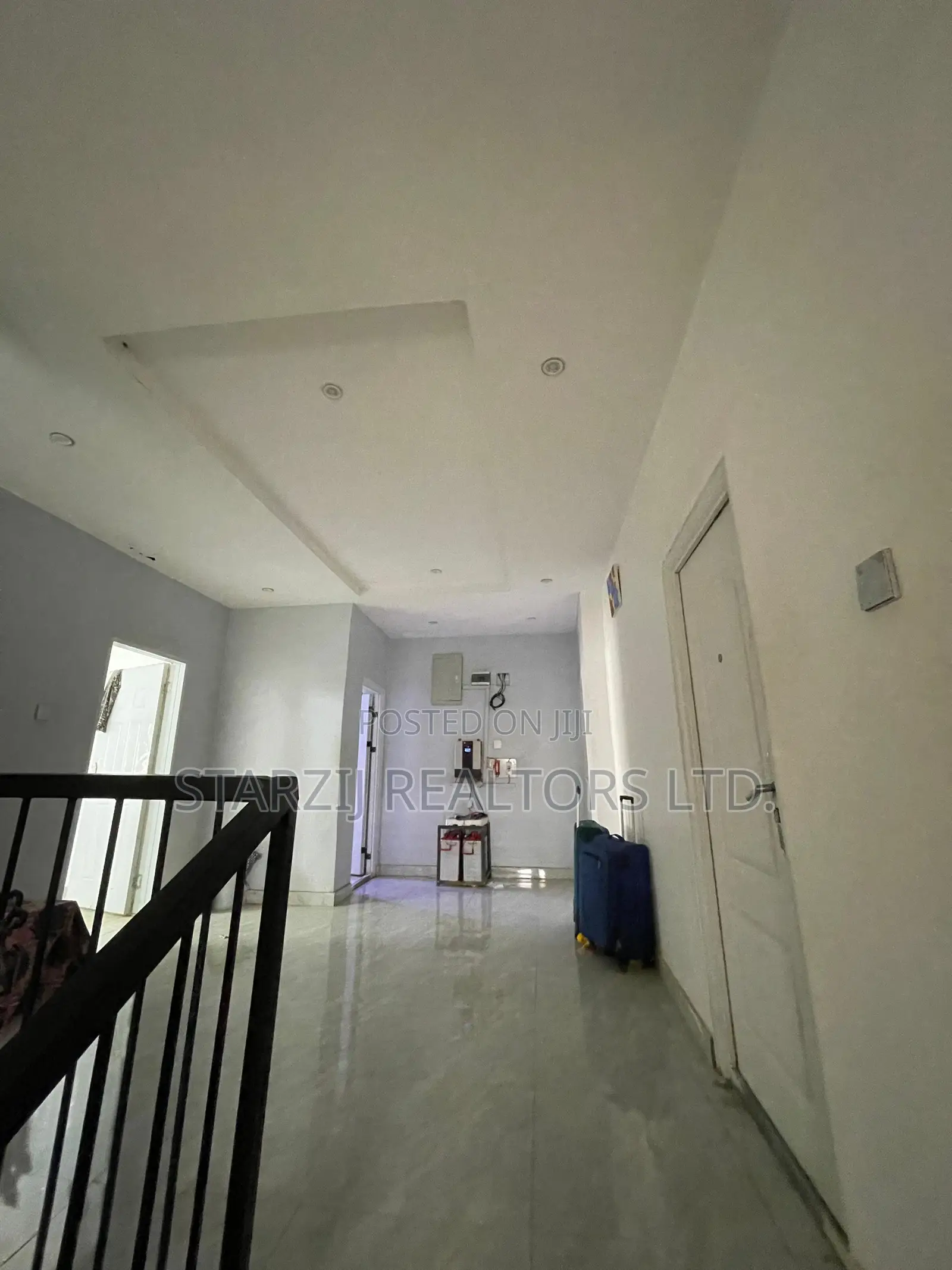 Furnished 5bdrm Duplex in Gaduwa for sale in Gaduwa