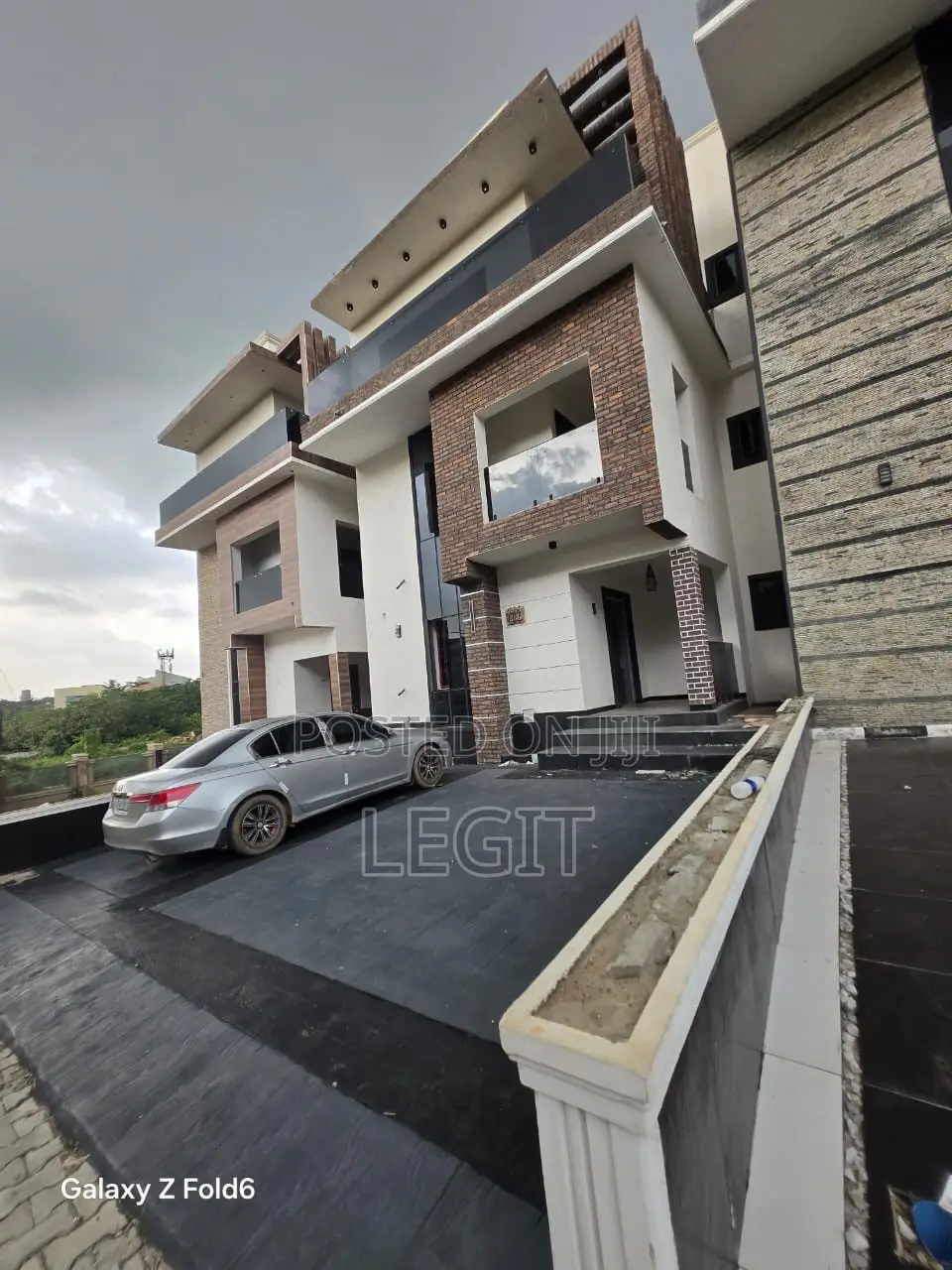 5bdrm Duplex in Durumi for sale in Durumi