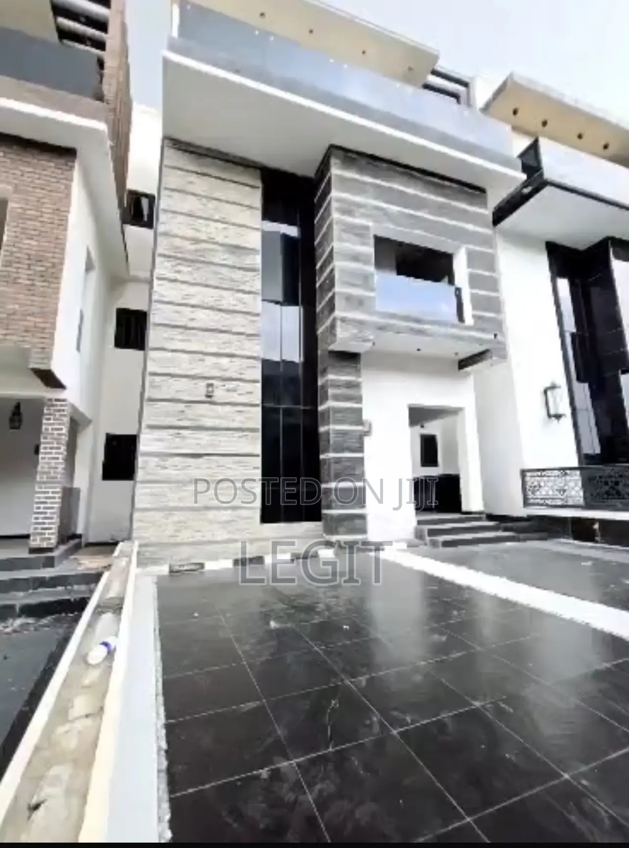 5bdrm Duplex in Durumi for sale in Durumi