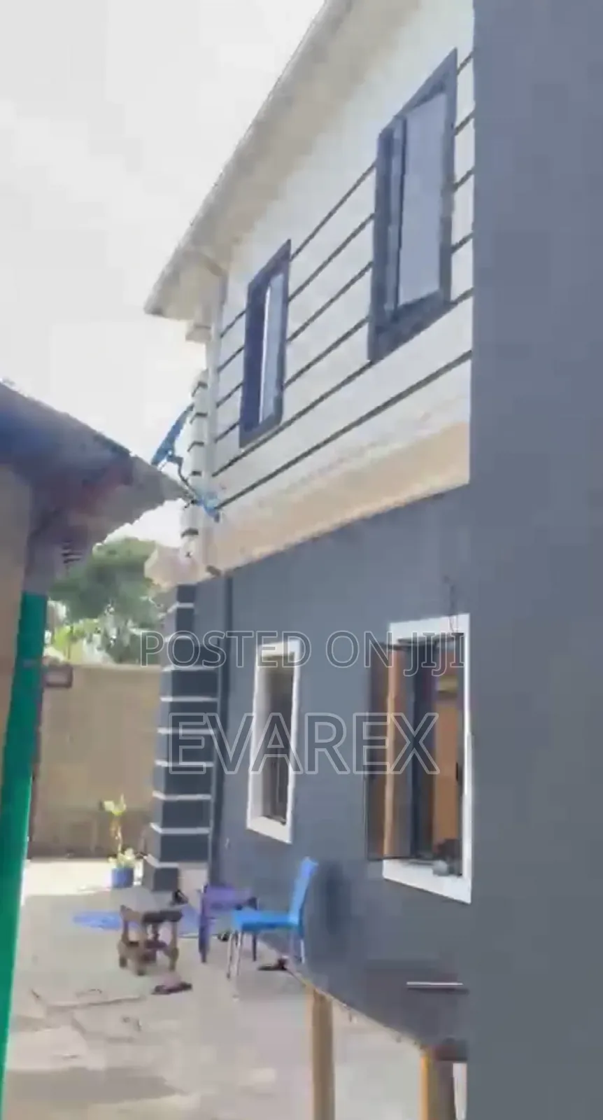 5bdrm Duplex in Iba / Ojo for sale in Iba / Ojo