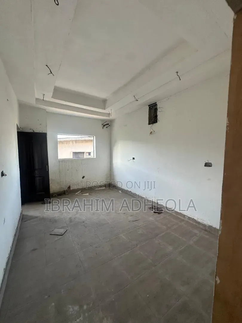 3bdrm Apartment in Gbagada Phase1 for sale in Phase 1 / Gbagada