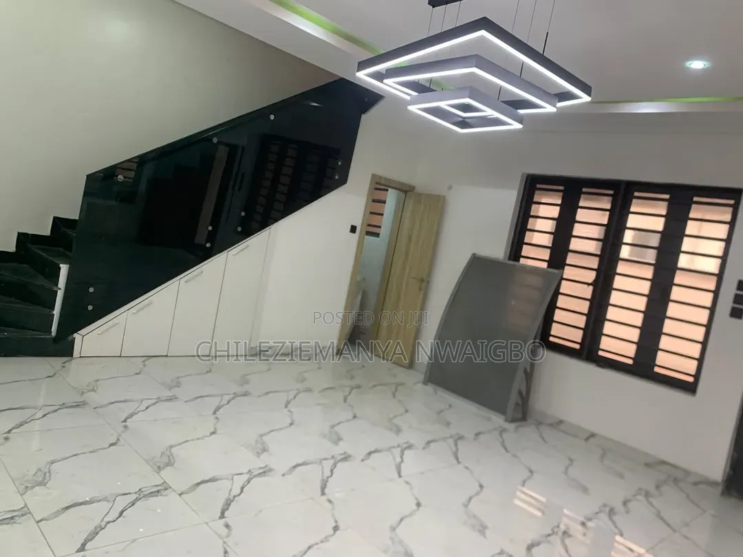 5bdrm Townhouse / Terrace in Ikate-Elegushi for rent in Ikate-Elegushi