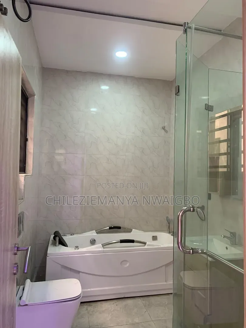 5bdrm Townhouse / Terrace in Ikate-Elegushi for rent in Ikate-Elegushi