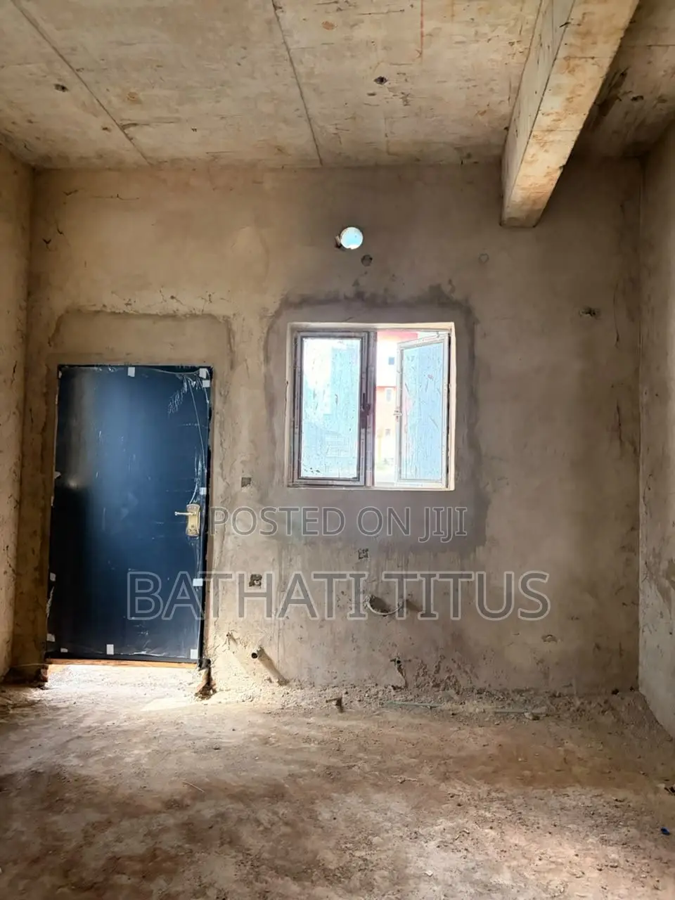 4bdrm Duplex in Kaura for sale in Kaura