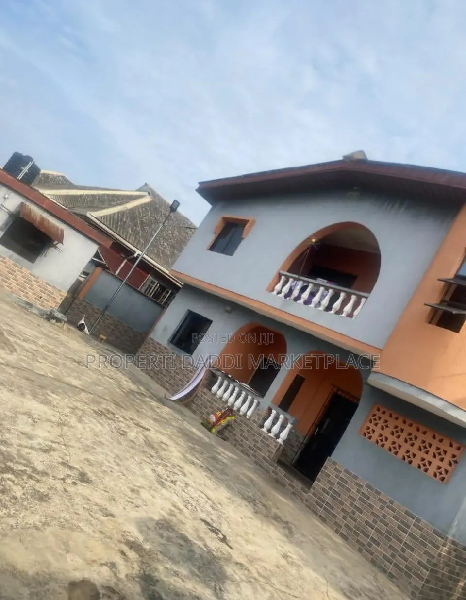 12bdrm Block of Flats in Egan for sale in Egan