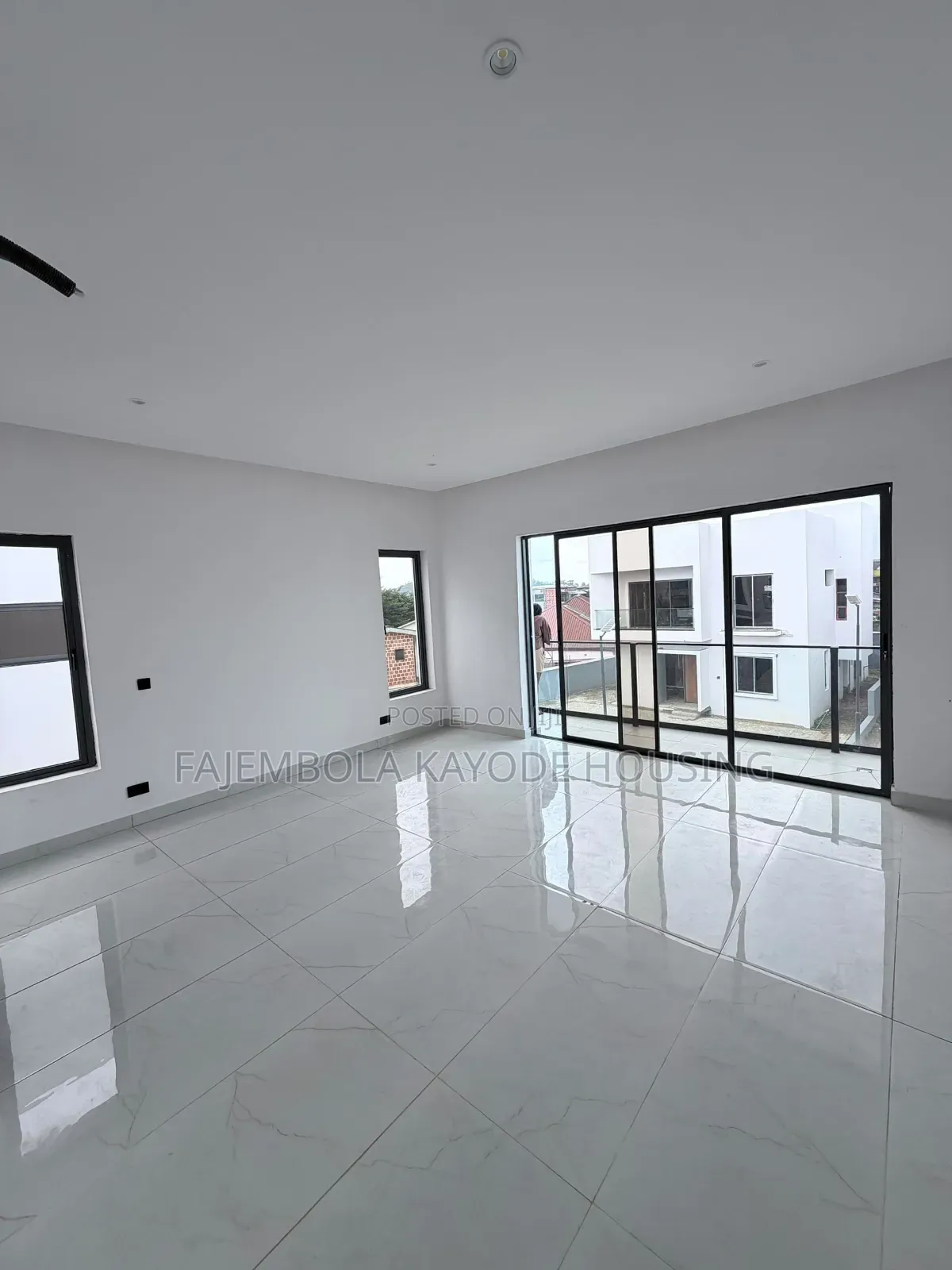 4bdrm Duplex in Old Bodija Estate for sale in Bodija