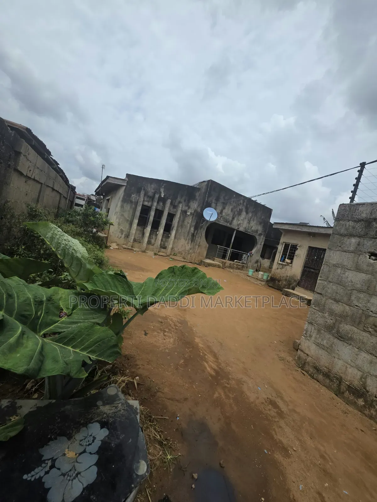 3bdrm Bungalow in Ayobo for sale in Ayobo