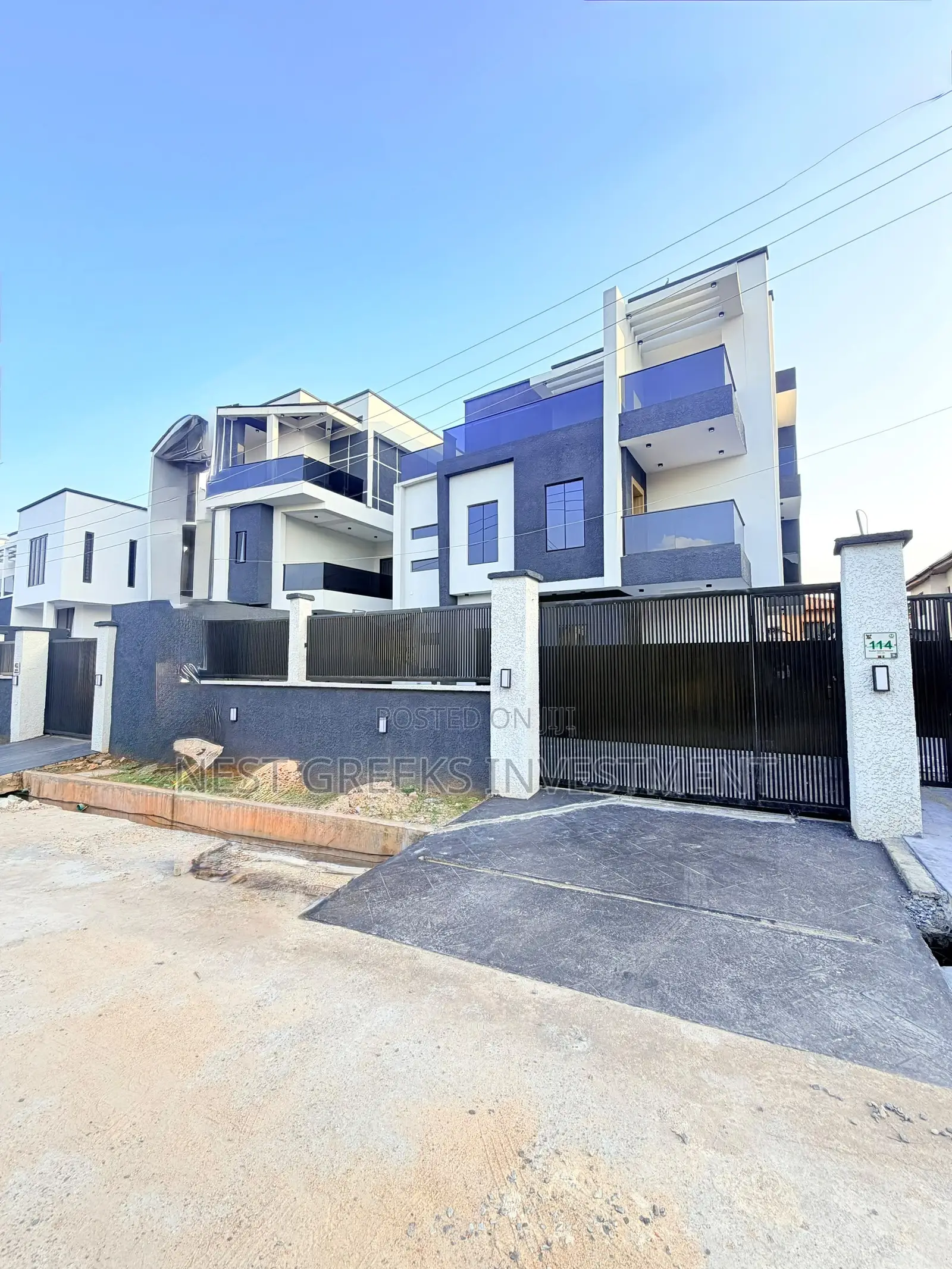 5bdrm Duplex in Omole Phase 1 for sale in Omole Phase 1