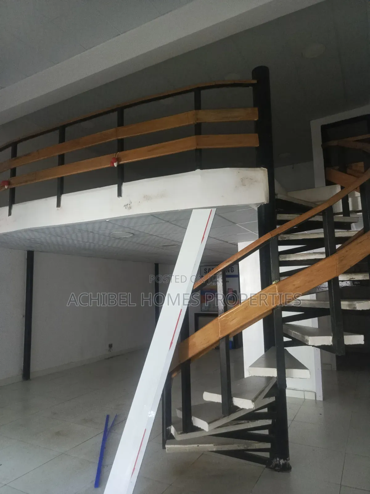 A 100 Square Meter Shop Space in Onikan