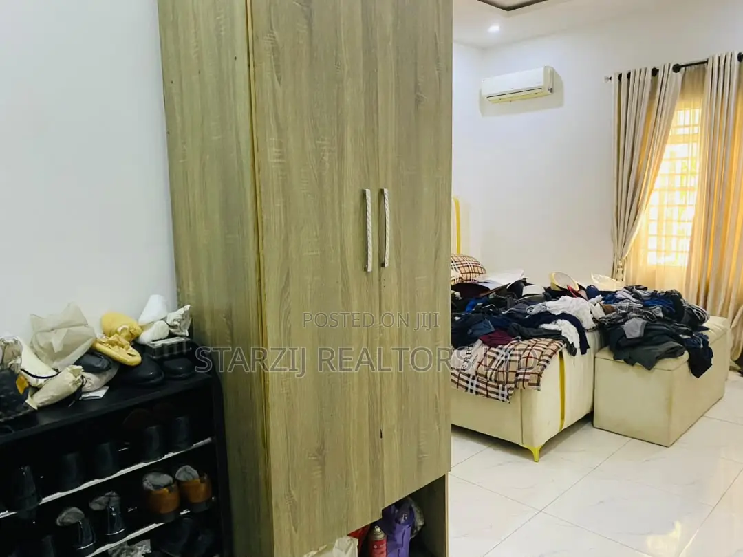 3bdrm Apartment in Wuye for sale in Wuye