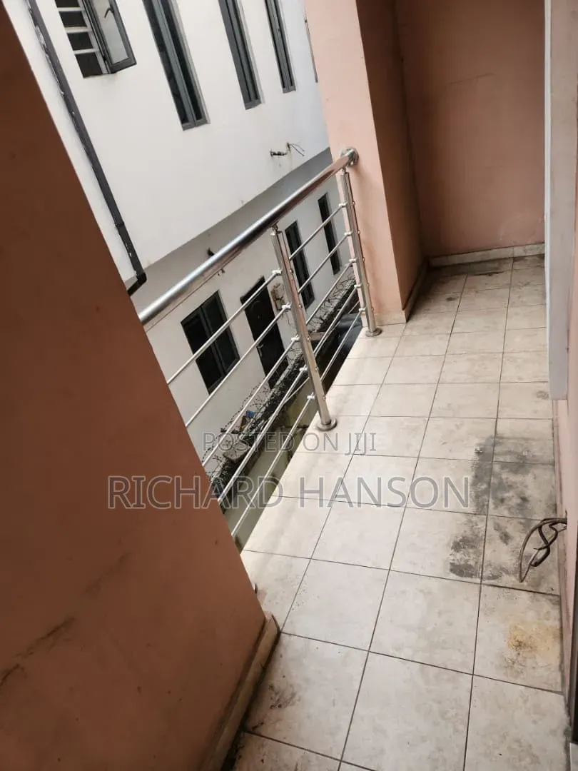 3bdrm Apartment in Secured/Serviced, Chevron for rent in Chevron