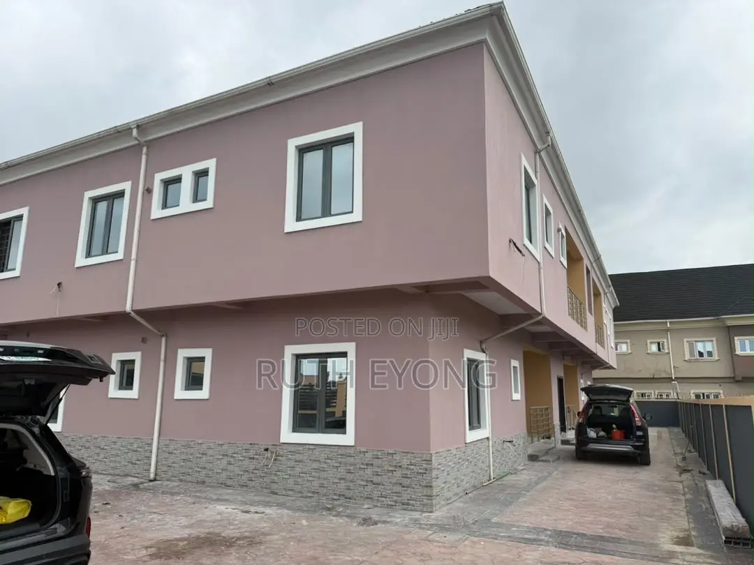 2bdrm Apartment in Ogombo for rent in Ogombo