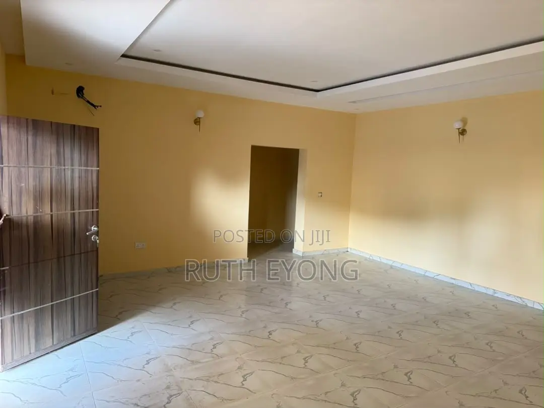 2bdrm Apartment in Ogombo for rent in Ogombo