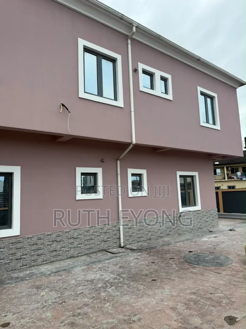 2bdrm Apartment in Ogombo for rent in Ogombo
