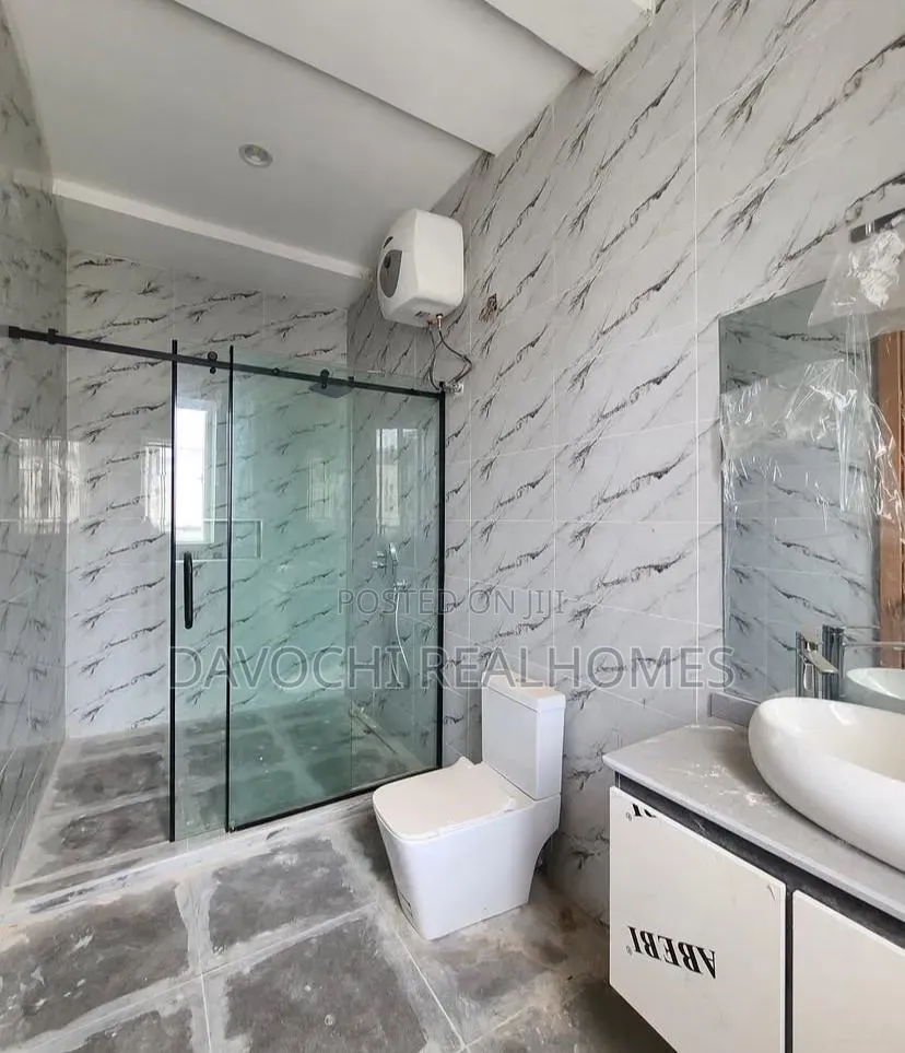 2bdrm Apartment in Lekki Expressway for sale in Lekki Expressway