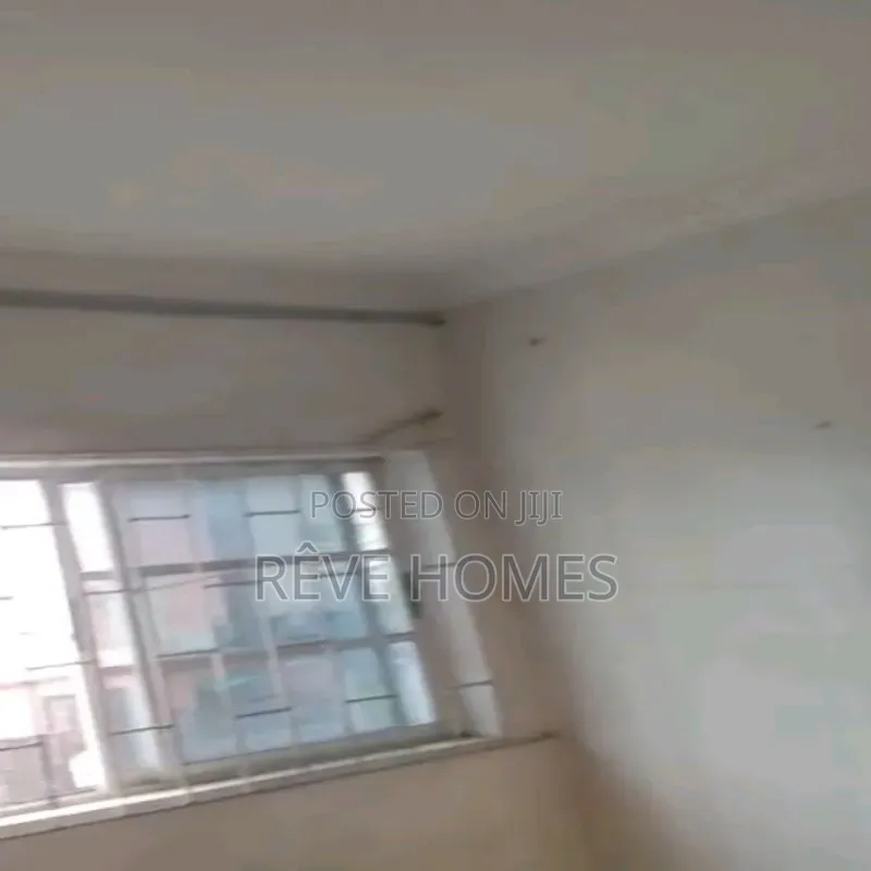 Studio Apartment in Adekunle for rent in Adekunle