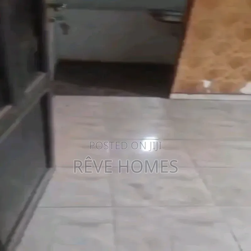 Studio Apartment in Adekunle for rent in Adekunle