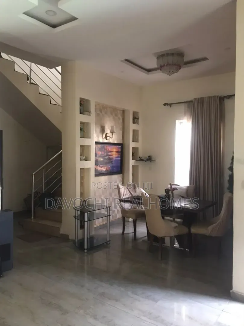 Furnished 3bdrm Duplex in Ikota for rent in Ikota