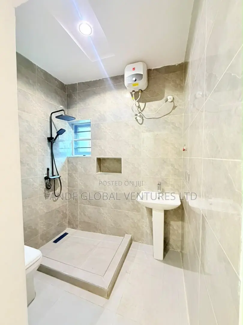 4bdrm Duplex in Oko-Oba for sale in Oko-Oba