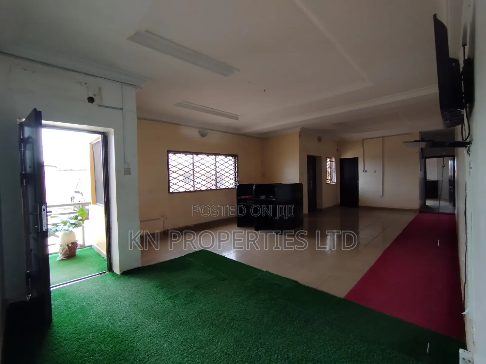 3bdrm Block of Flats in Area 3 for rent in Area 3